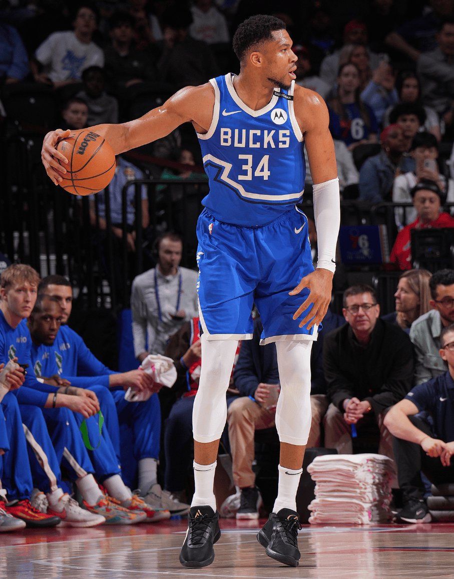 每体：梅西23年1月联系哈维说想回巴萨，4月被告知西甲不批准（每体：梅西2023年1月向哈维表达回归意愿，4月得知西甲不予批准）