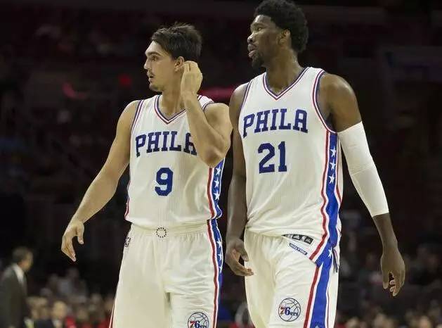 周六意甲焦点战：维罗纳迎战亚特兰大，保级压力与欧战野心的激烈碰撞！（意甲周六重头戏：维罗纳主场迎战亚特兰大，保级压力硬碰欧战雄心）