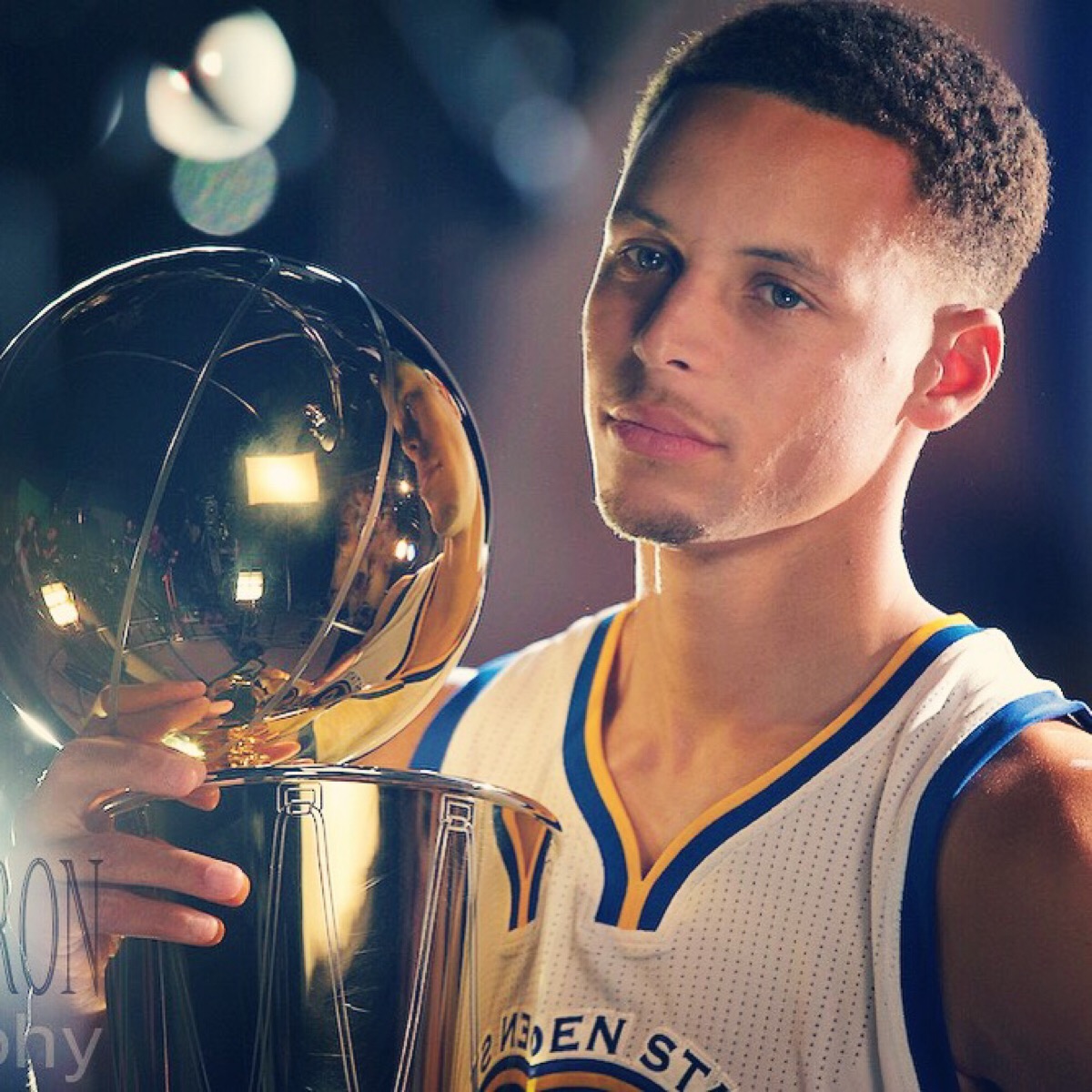 罗体：AC米兰有意在冬窗引进切尔西后卫迪萨西（罗体：AC米兰盼在冬窗签下切尔西中卫迪萨西）