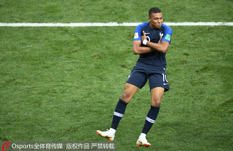 球队防守端数据大幅提升（球队防守效率显著攀升）