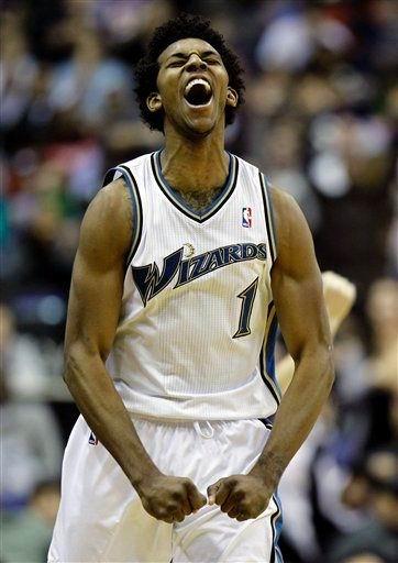 阿莫林头大了！曼联1-1又爆冷：英超7队争四差3分，1队成大黑马（1-1又翻车！曼联失分令阿莫林犯难：英超前四之争7队仅差3分，一队跃升大黑马）