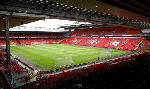 滇超联赛昆明队抵保山获赠小粒咖啡非遗周边（滇超昆明队抵达保山，获赠小粒咖啡非遗文创周边）