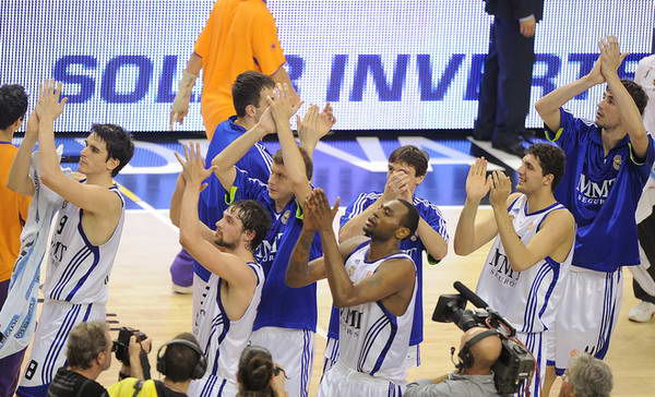 自然年为五大联赛球队+法国队进球60+，姆巴佩是近67年来首人（姆巴佩自然年为五大联赛俱乐部与法国队攻入60球以上，创近67年首例）