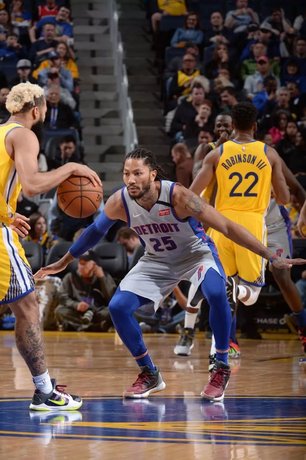 半场战报：阿拉维斯0-0塞尔塔（半场速报：阿拉维斯与塞尔塔0-0互交白卷）