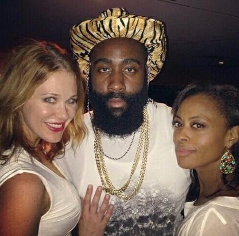 尼克斯重新找回纽约精神（尼克斯重燃纽约之魂）