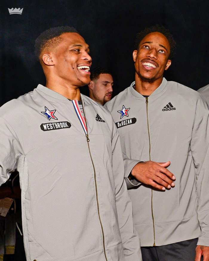 记者：今年租借效力大阪樱花的拉斐尔正与一家中国俱乐部谈判（记者称：本季租借效力大阪樱花的拉斐尔正与一家中国俱乐部洽谈）